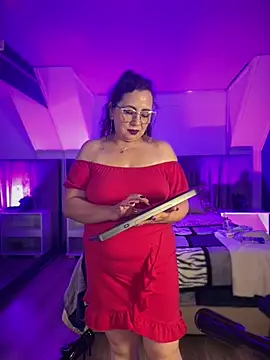 Snapshot of Jenifer_cruz chatting on 11, 4, 2026 Jenifer cruz online show from 11, 4, 2026