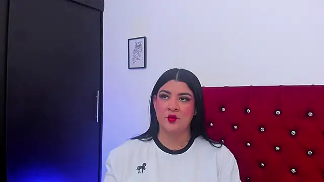 Snapshot of Katty_West chatting on 26, 5, 2026 Katty West online show from 26, 5, 2026
