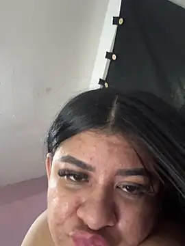 Snapshot of Katty_West chatting on 5, 6, 2026 Katty West online show from 5, 6, 2026