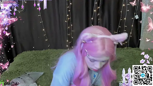 MisaRisaChan online show from 12, 4, 2026