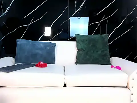 Coleth Foster online show from 18, 4, 2026