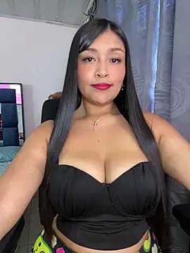 Simplemente Aurora online show from 9, 5, 2026