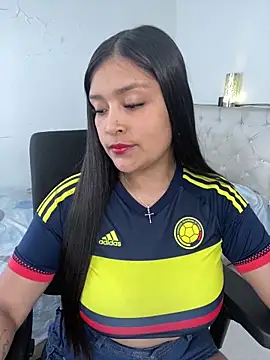 Simplemente Aurora online show from 17, 6, 2026