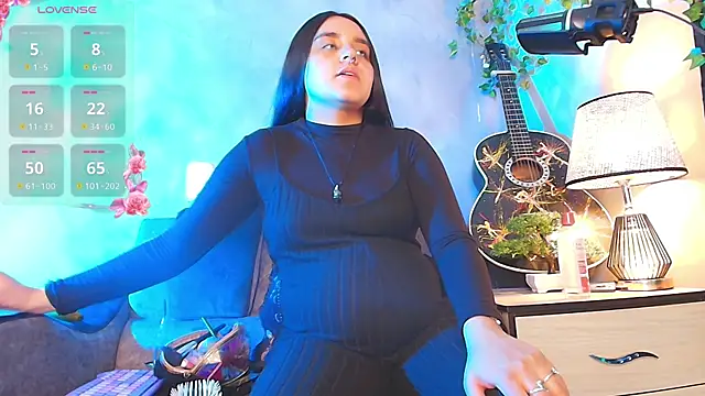 ambar  devon online show from 14, 4, 2026