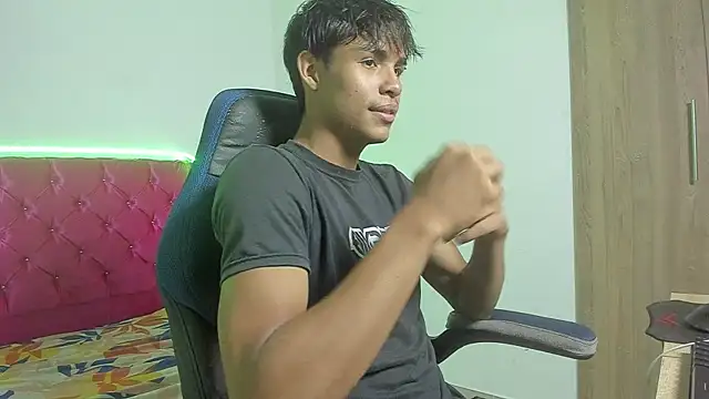 skinny sam online show from 18, 4, 2026