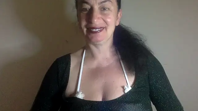 Lizzaa80 online show from 11, 6, 2026