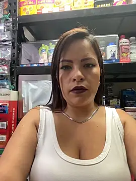 MIA ROSSEEE online show from 28, 5, 2026