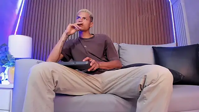 Omen20  online show from 9, 4, 2026