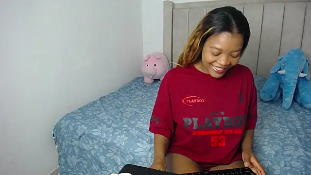 ValentinaHardy online show from 10, 4, 2026