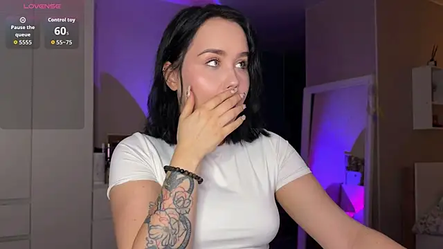 lola raze online show from 2, 5, 2026
