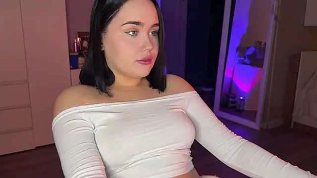 lola raze online show from 13, 5, 2026