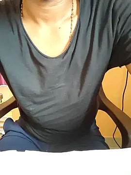 bullhottamil online show from 17, 4, 2026