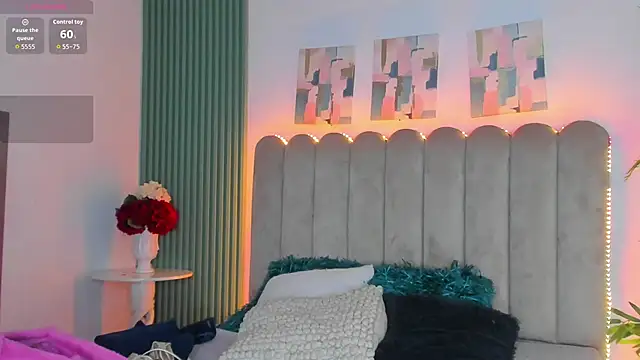 Layla amirah online show from 3, 5, 2026