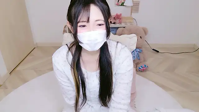 Snapshot of Satomi_nn chatting on 17, 4, 2026 Satomi nn online show from 17, 4, 2026