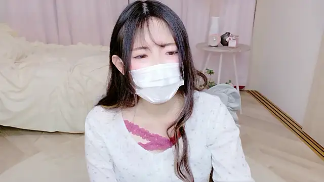 Snapshot of Satomi_nn chatting on 19, 4, 2026 Satomi nn online show from 19, 4, 2026