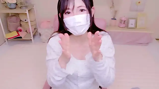 Snapshot of Satomi_nn chatting on 27, 4, 2026 Satomi nn online show from 27, 4, 2026