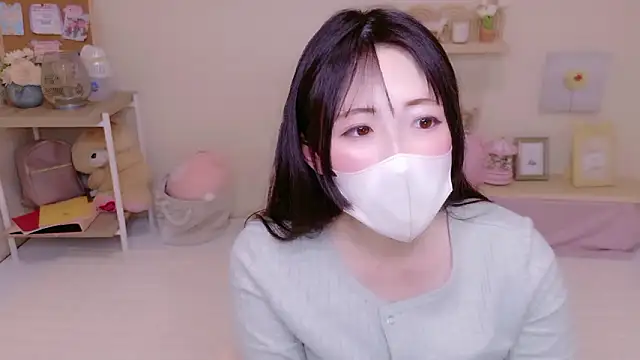 Snapshot of Satomi_nn chatting on 18, 5, 2026 Satomi nn online show from 18, 5, 2026