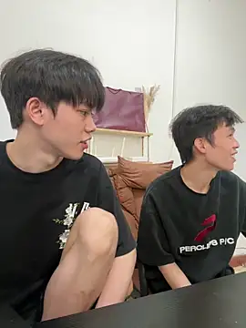 titi-999 online show from 15, 4, 2026