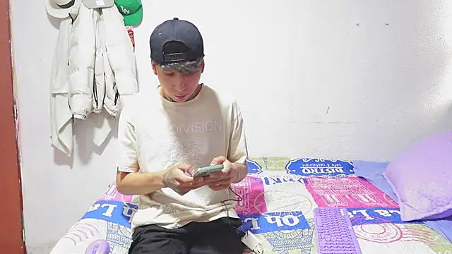 Alexander 2003Castro online show from 12, 4, 2026