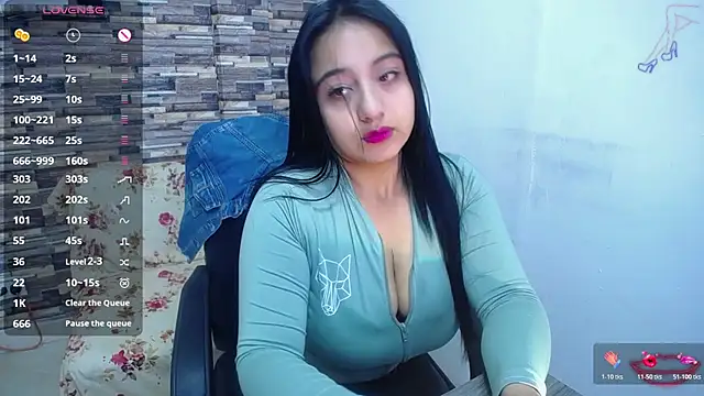 Snapshot of miaboobss chatting on 13, 7, 2026 miaboobss online show from 13, 7, 2026