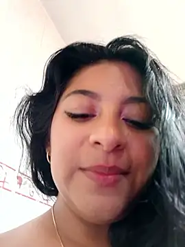 Arianha segura online show from 15, 4, 2026