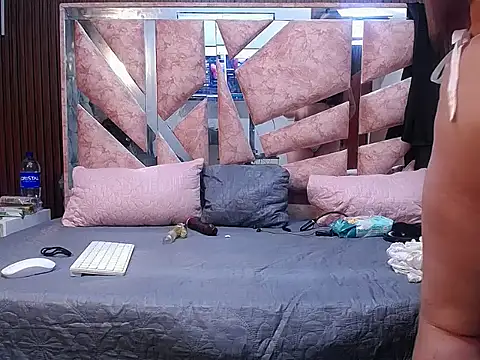 Snapshot of scarletjonescl202 chatting on 15, 4, 2026 scarletjonescl202 online show from 15, 4, 2026