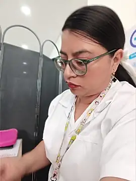 Snapshot of SOFI__10 chatting on 2, 7, 2026 SOFI 10 online show from 2, 7, 2026