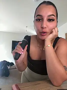 Snapshot of Miavelvetxoxo chatting on 23, 6, 2026 Miavelvetxoxo online show from 23, 6, 2026