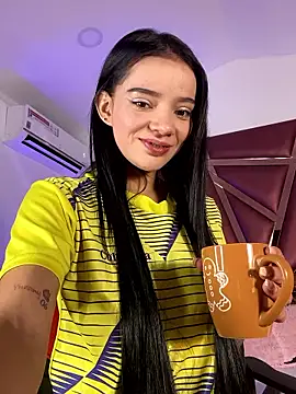 ZoeHarpers online show from 18, 6, 2026