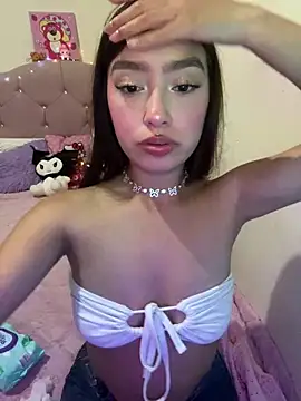 Miakittyyy online show from 18, 4, 2026