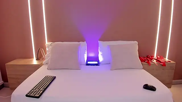 jade spinters online show from 30, 6, 2026