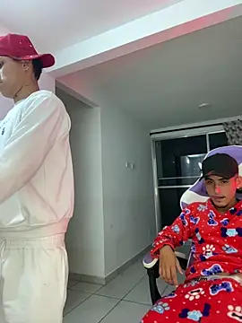 sintabusexo01 online show from 13, 4, 2026