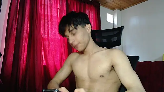 Snapshot of Marck-Pro chatting on 12, 5, 2026 Marck-Pro online show from 12, 5, 2026
