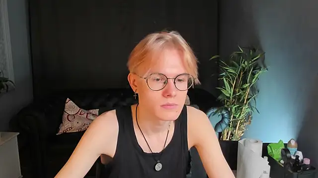 Liam Blair online show from 16, 4, 2026