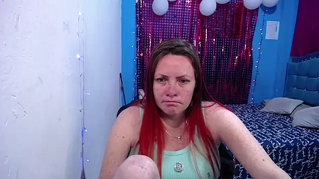 carolinhe26 online show from 26, 4, 2026