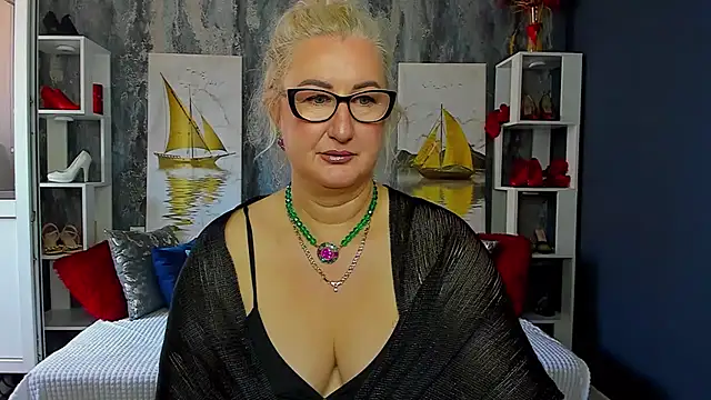 DianaFrances online show from 6, 5, 2026