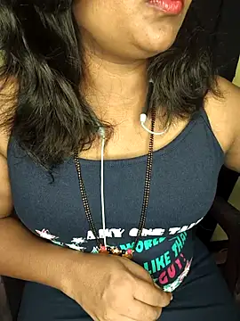 Snapshot of ur_love_kannada1 chatting on 25, 4, 2026 ur love kannada1 online show from 25, 4, 2026