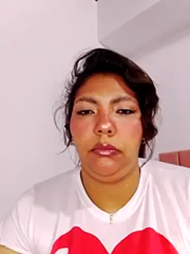 Snapshot of Izel_ chatting on 30, 4, 2026 Izel online show from 30, 4, 2026
