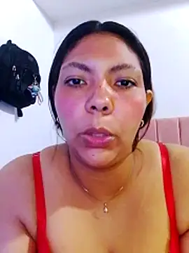 Snapshot of Izel_ chatting on 21, 5, 2026 Izel online show from 21, 5, 2026