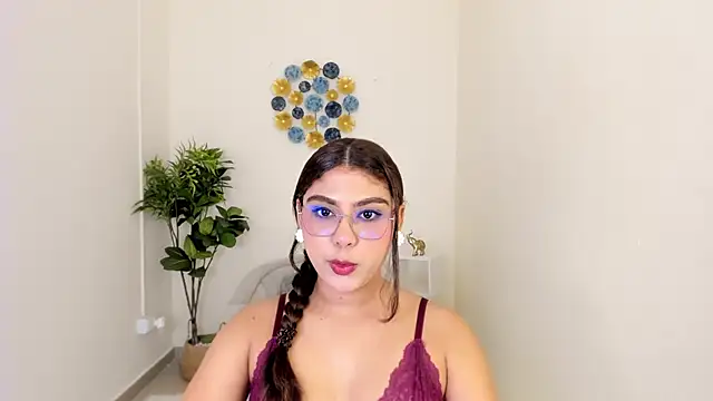 Snapshot of Mallory_Lee chatting on 27, 5, 2026 Mallory Lee online show from 27, 5, 2026