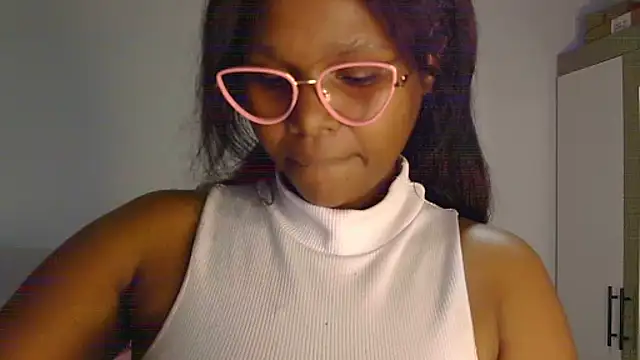 Snapshot of Darrkdeeva669 chatting on 2, 7, 2026 Darrkdeeva669 online show from 2, 7, 2026