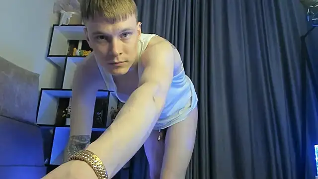 TwinkWhite online show from 16, 4, 2026