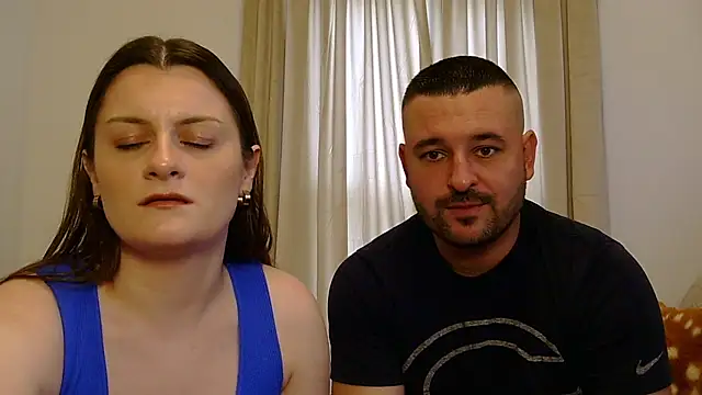 Snapshot of itscaraandcole chatting on 25, 5, 2026 itscaraandcole online show from 25, 5, 2026
