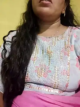 Snapshot of Monika_telugu_queen chatting on 21, 5, 2026 Monika telugu queen online show from 21, 5, 2026