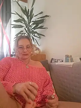 Snapshot of Blond_lady_czech chatting on 17, 4, 2026 Blond lady czech online show from 17, 4, 2026