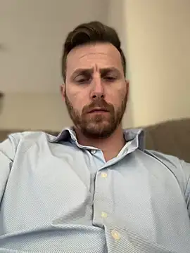 Snapshot of comegetit247 chatting on 11, 4, 2026 comegetit247 online show from 11, 4, 2026