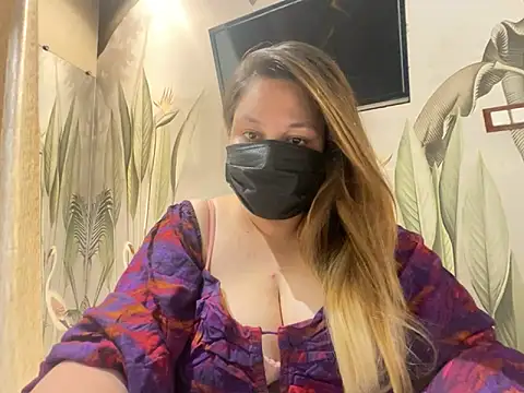 kavyasingh36 online show from 18, 4, 2026