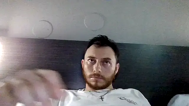 tallhungcloudzz online show from 25, 4, 2026