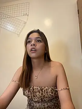 hugecock cali online show from 29, 6, 2026