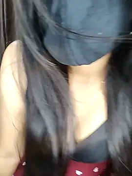 Snapshot of Eleena_G chatting on 21, 4, 2026 Eleena G online show from 21, 4, 2026